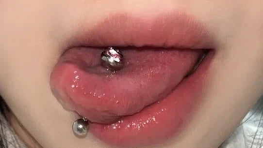 Precautions for Tongue Stud Piercing: What You Need to Know Before And After