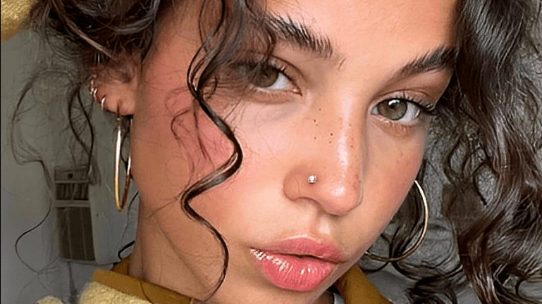 The Most Suitable Type of Nose Ring for Beginners: A Complete Guide - QIAO Crystal