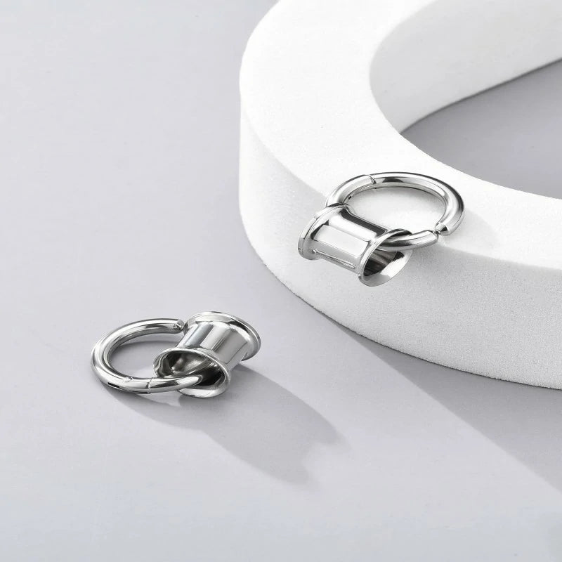 1 Pair Ear Guages with Rings Ear Weight Plugs Tunnels Hypoallergenic Ear Expander Stretchers
