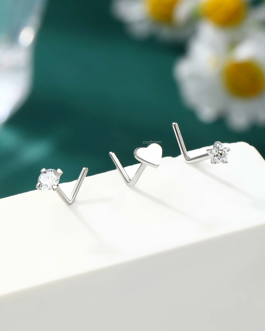 3PCS Titanium Flower Nose Rings Studs 20G, 6.5mm L-Shaped Nose Piercing Jewelry Set