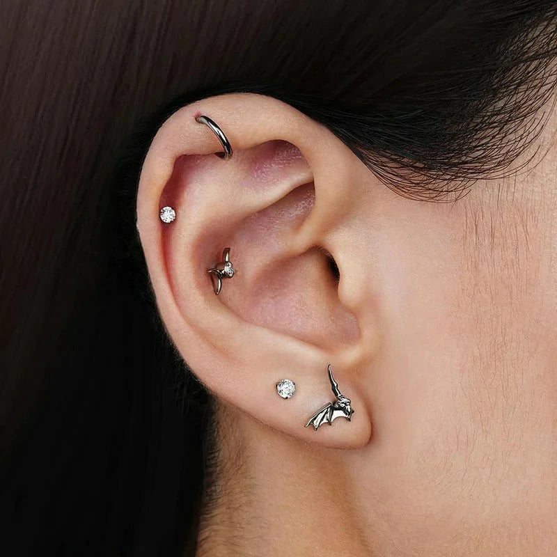 1PC ASTM F136 Titanium Halloween Bat Cartilage Earring 16G 6mm 8mm Flat back Stud
